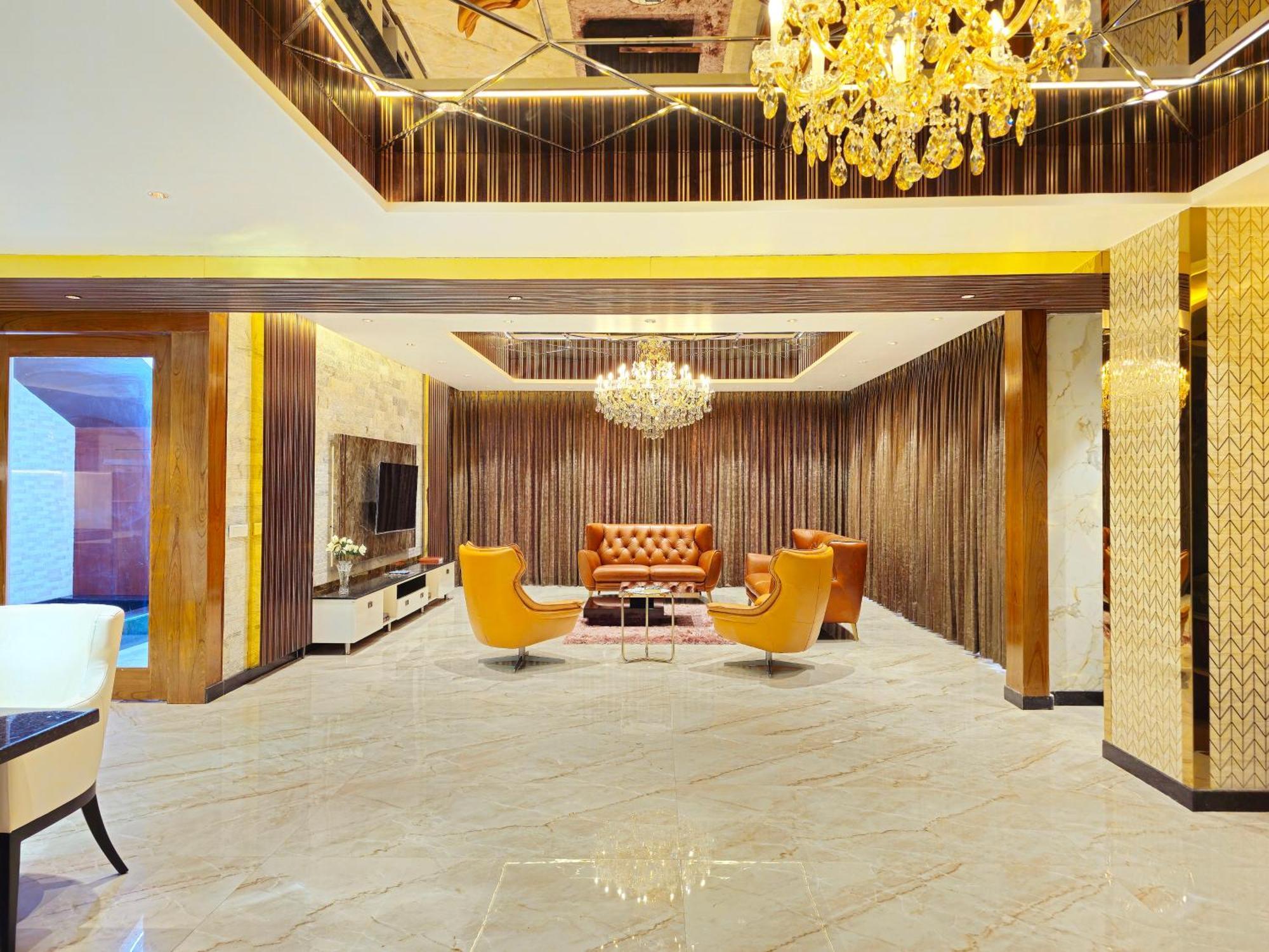 Apartament The Pentouz On 100 Feet Road Indiranagar - An Urban Luxury Retreat Bengaluru Zewnętrze zdjęcie