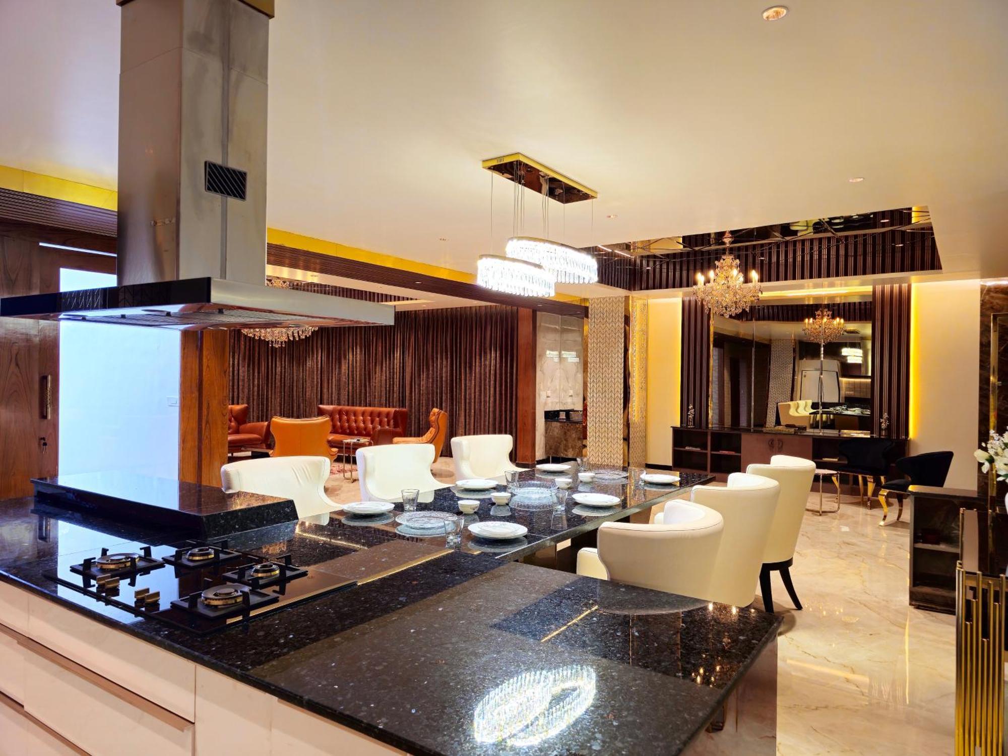 Apartament The Pentouz On 100 Feet Road Indiranagar - An Urban Luxury Retreat Bengaluru Zewnętrze zdjęcie